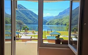 Apartment Lake Story